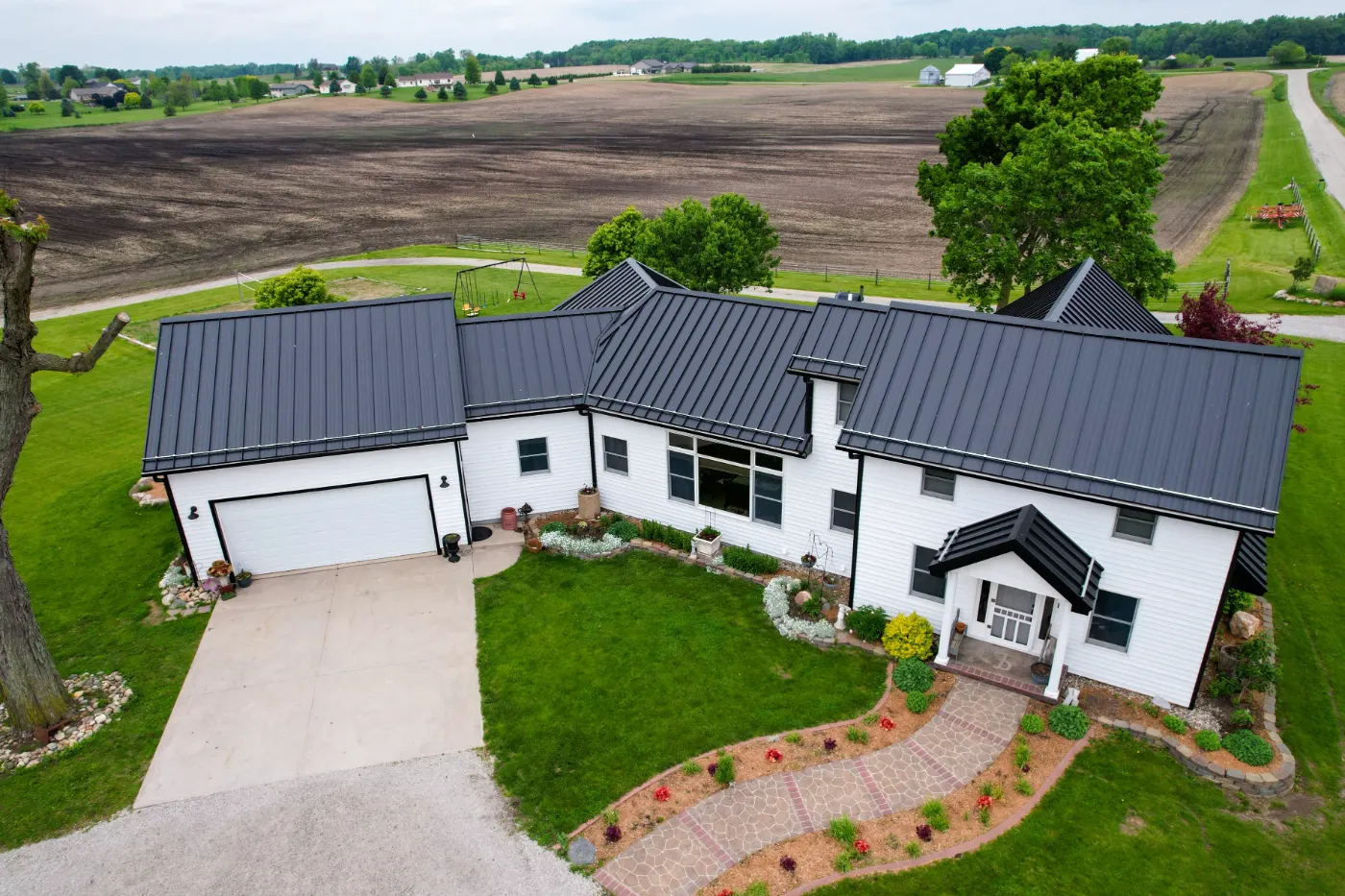 Manufacturer-certified roof installation in Bargersville